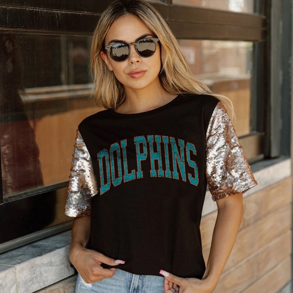 Miami Dolphins T-shirt NWT Size M Black with Gold Sparkles - Picture 1 of 6